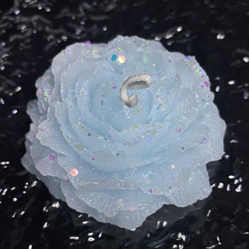 Sensual Floral Low-Temp Candle